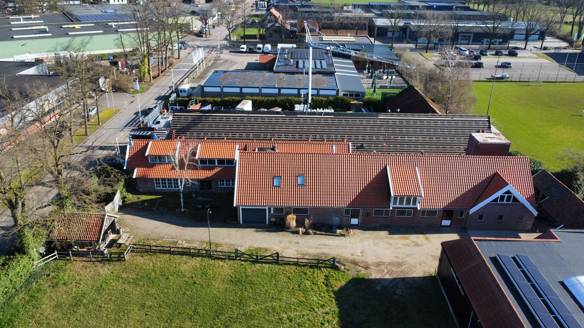Restauratie en verduurzaming hellend dak en dakkapellen Weerselo fase 2 foto